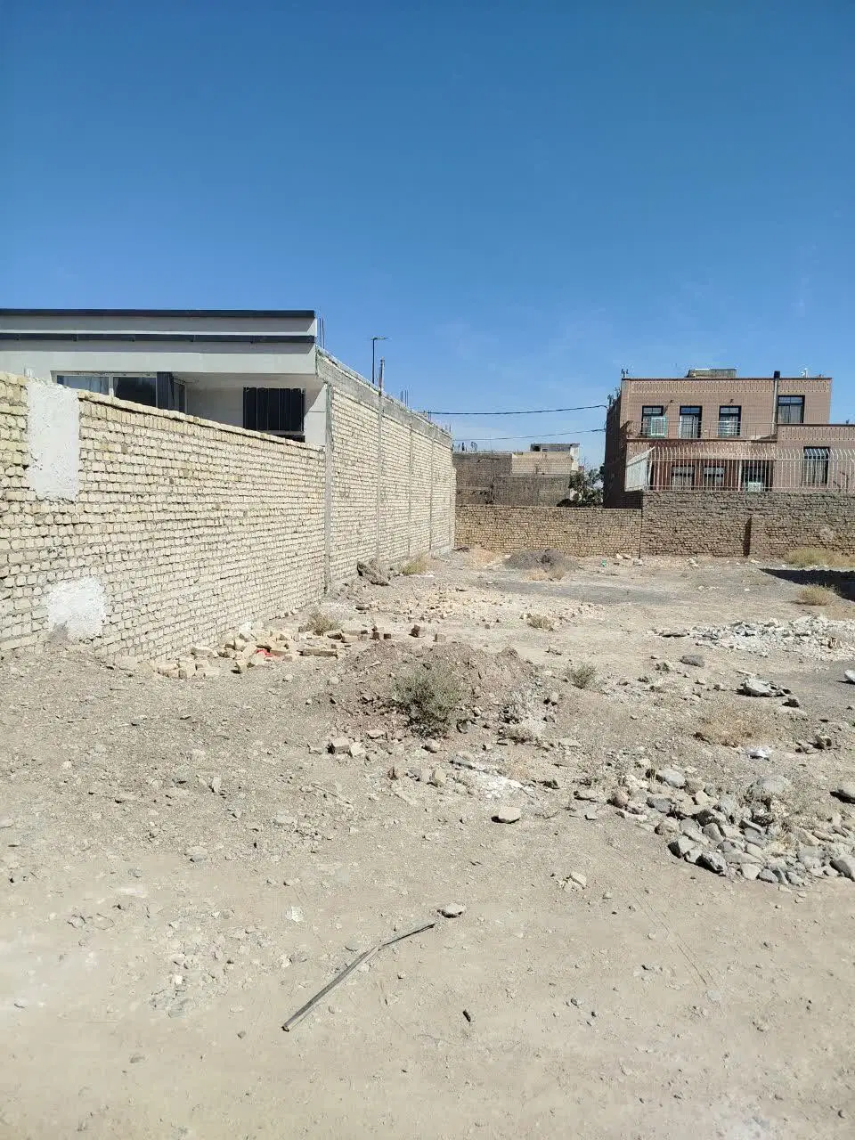 زمین فروشی راوند