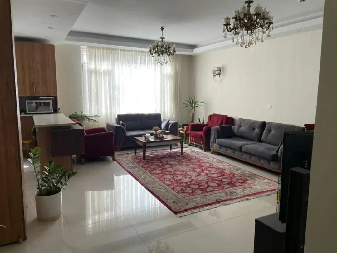 شهرک بهشتی ۱۰۲متری ۲خواب  برج باران طبقات بالا