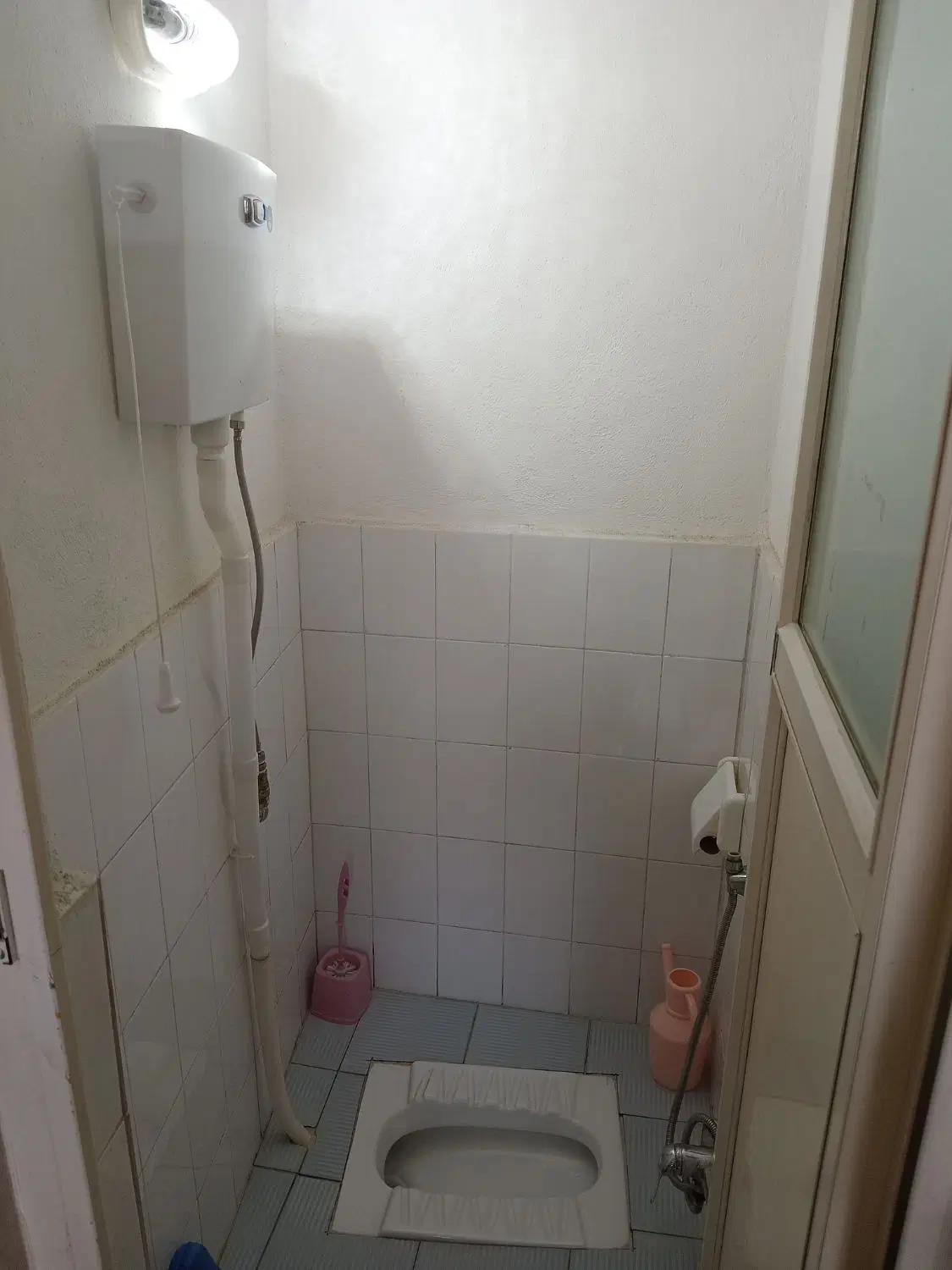 فروش یک سوییت کرسی بلندکوچه پنجم رزمندگان3200