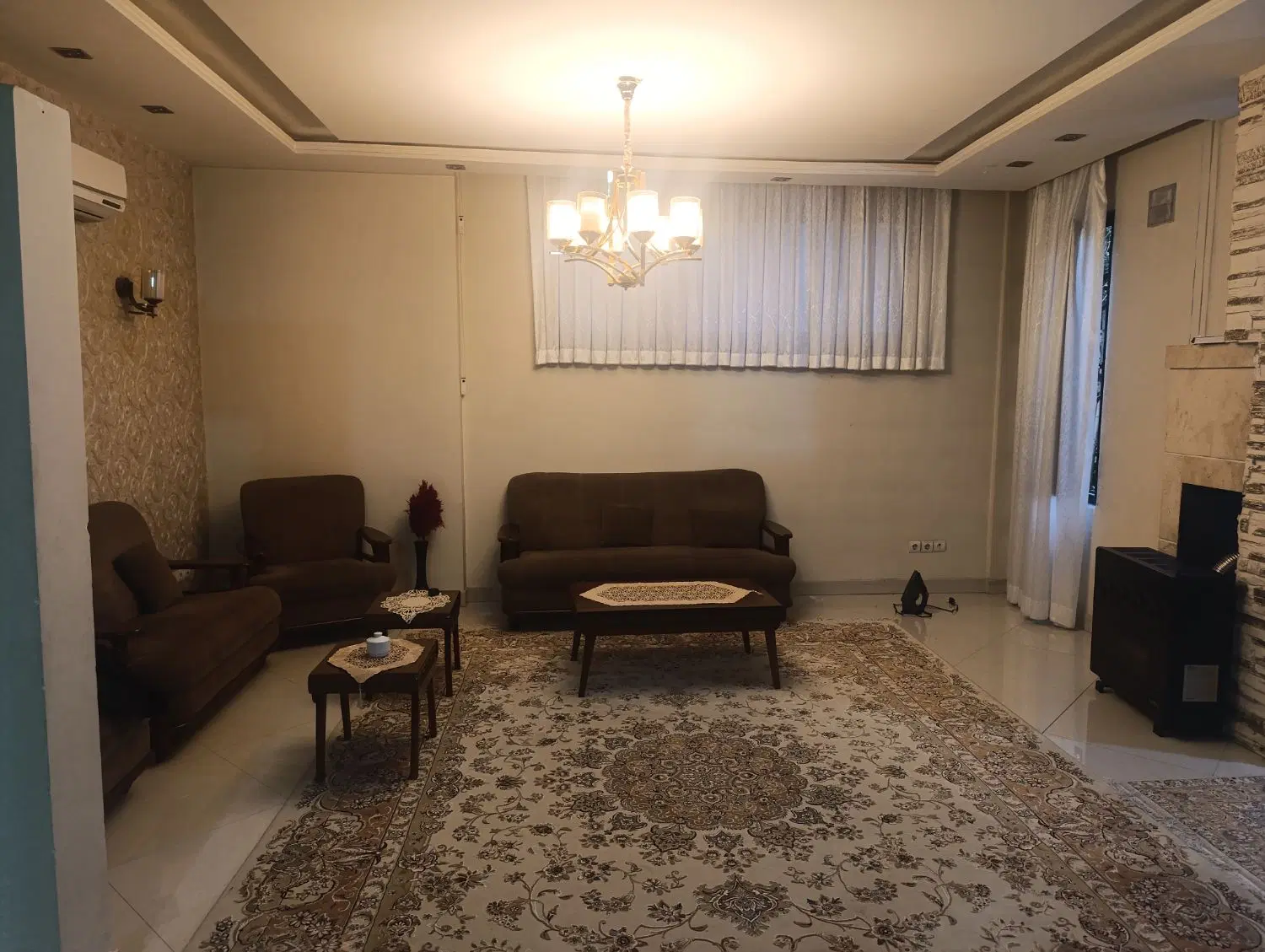 آپارتمان ۱۳۰ متری در دلوارن رضاشهر