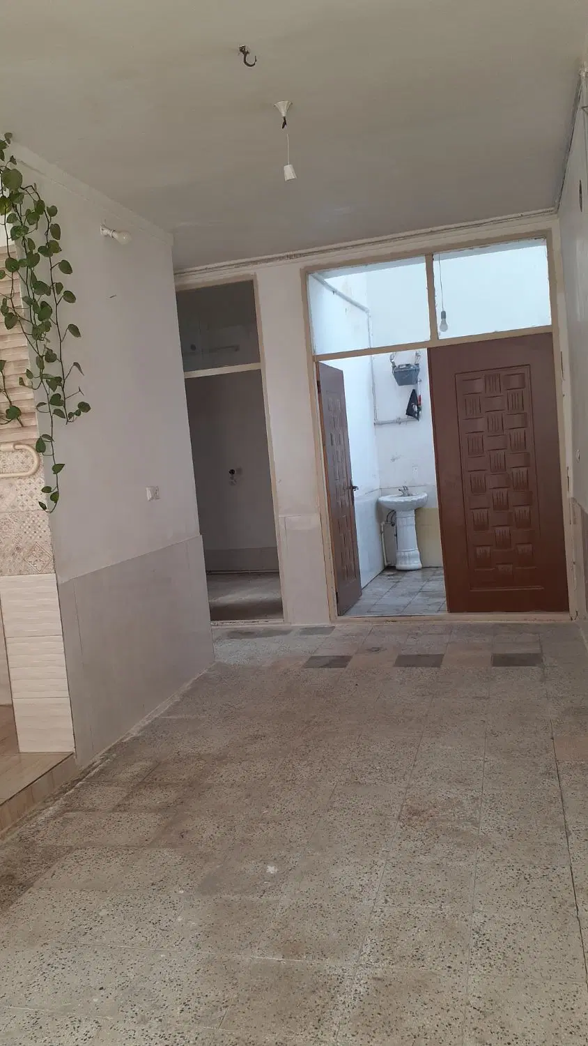 خانه دربستی ویلایی