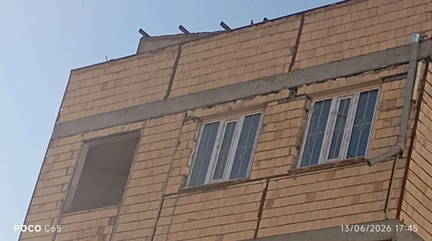 آپارتمان ۳ خواب هفشجان