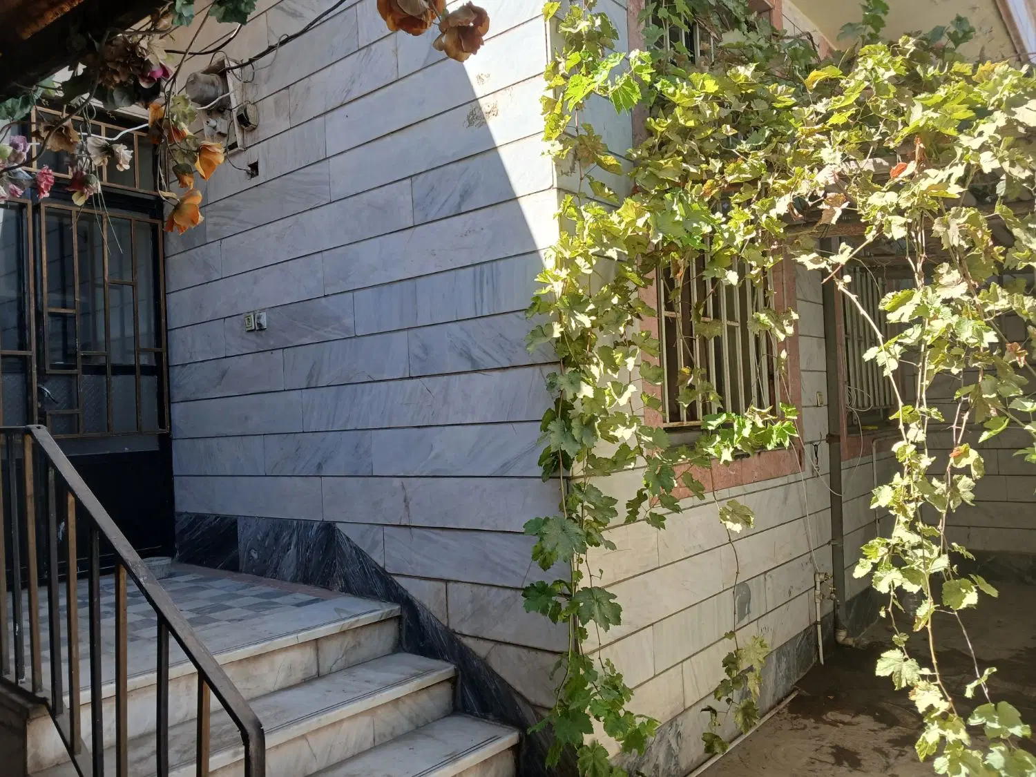 منزل ویلایی رهن و اجاره سی متری