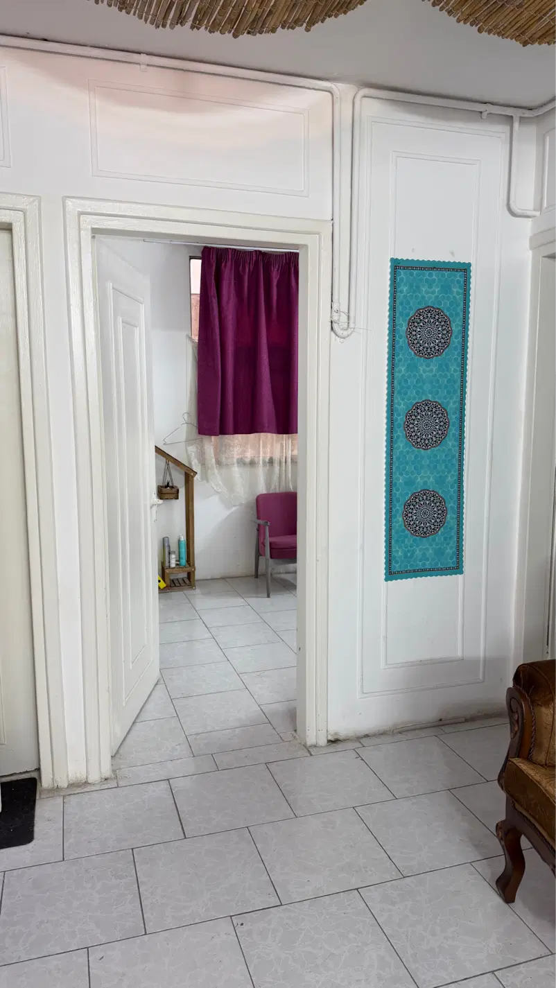 یک اتاق دربست از اتلیه هنری