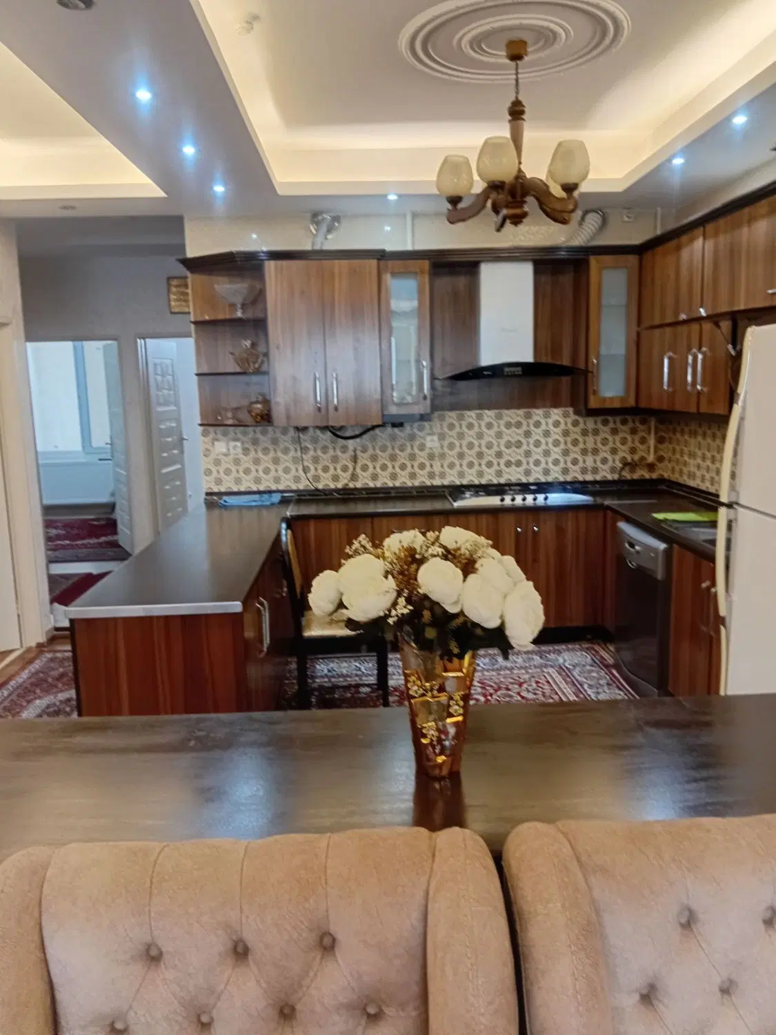 آپارتمان لوکس غرب شهرک کارمندان