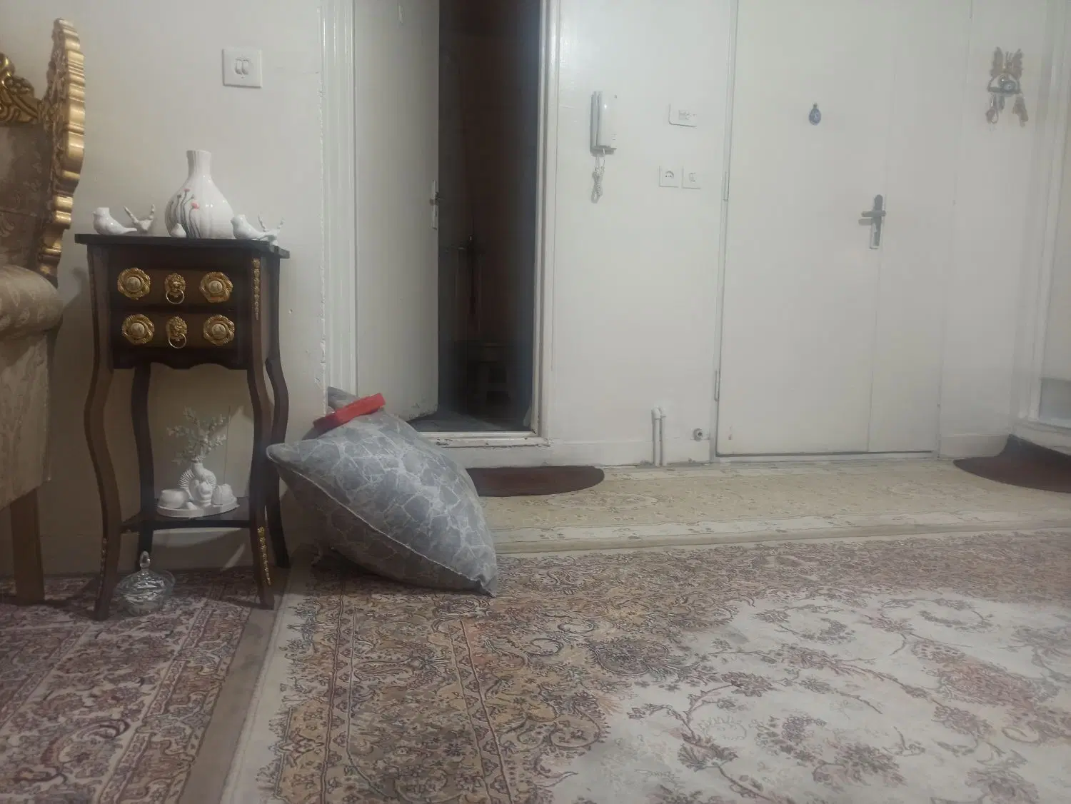 ساختمان ویلایی
