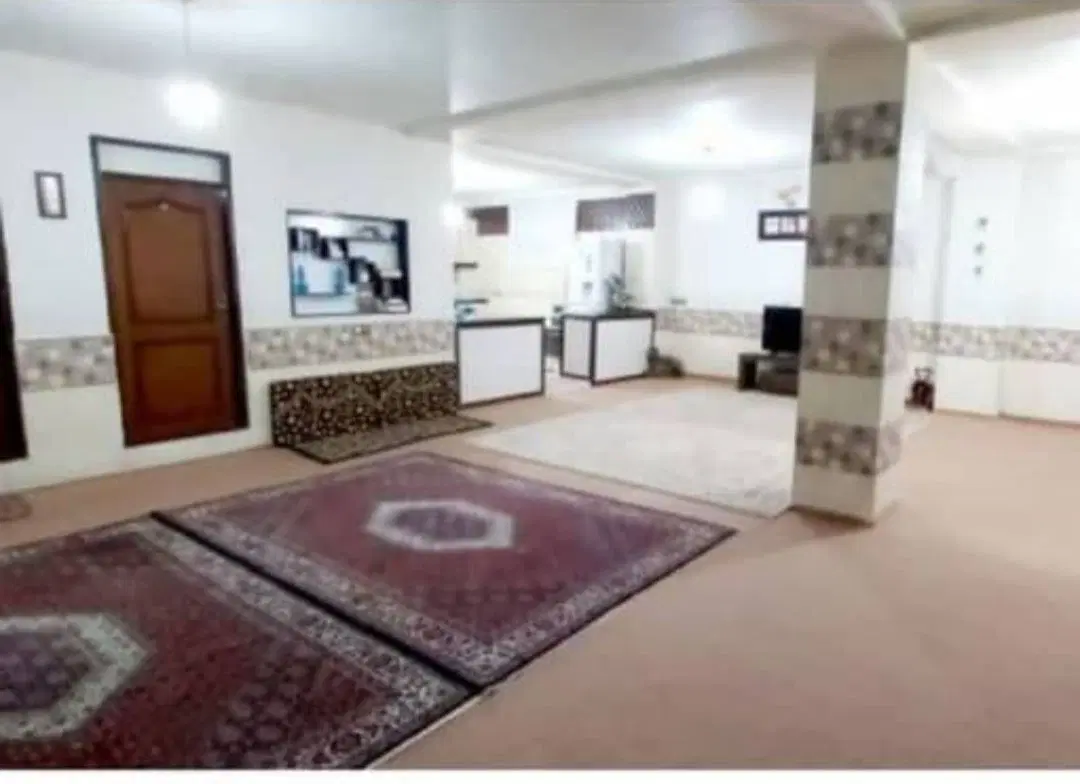 فروش آپارتمان طبقه همکف 120مترزیربنا