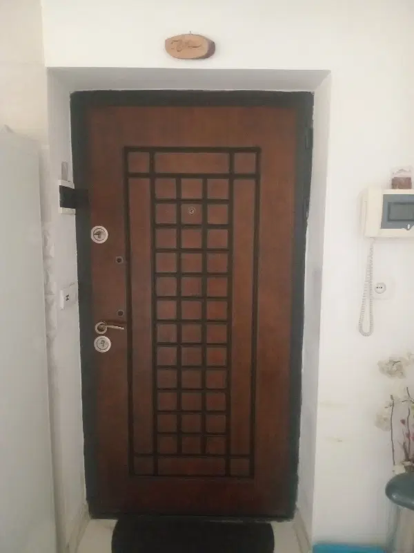 ۱۰۴متری نازی اباد هزاردستگاه اپارتمانهای بانک رهنی