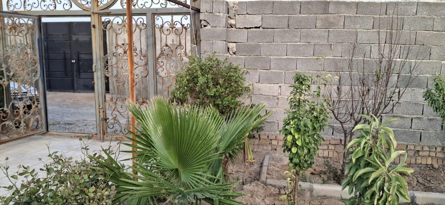 باغچه چهار دیواری قدیمی ۴۰۰ متری