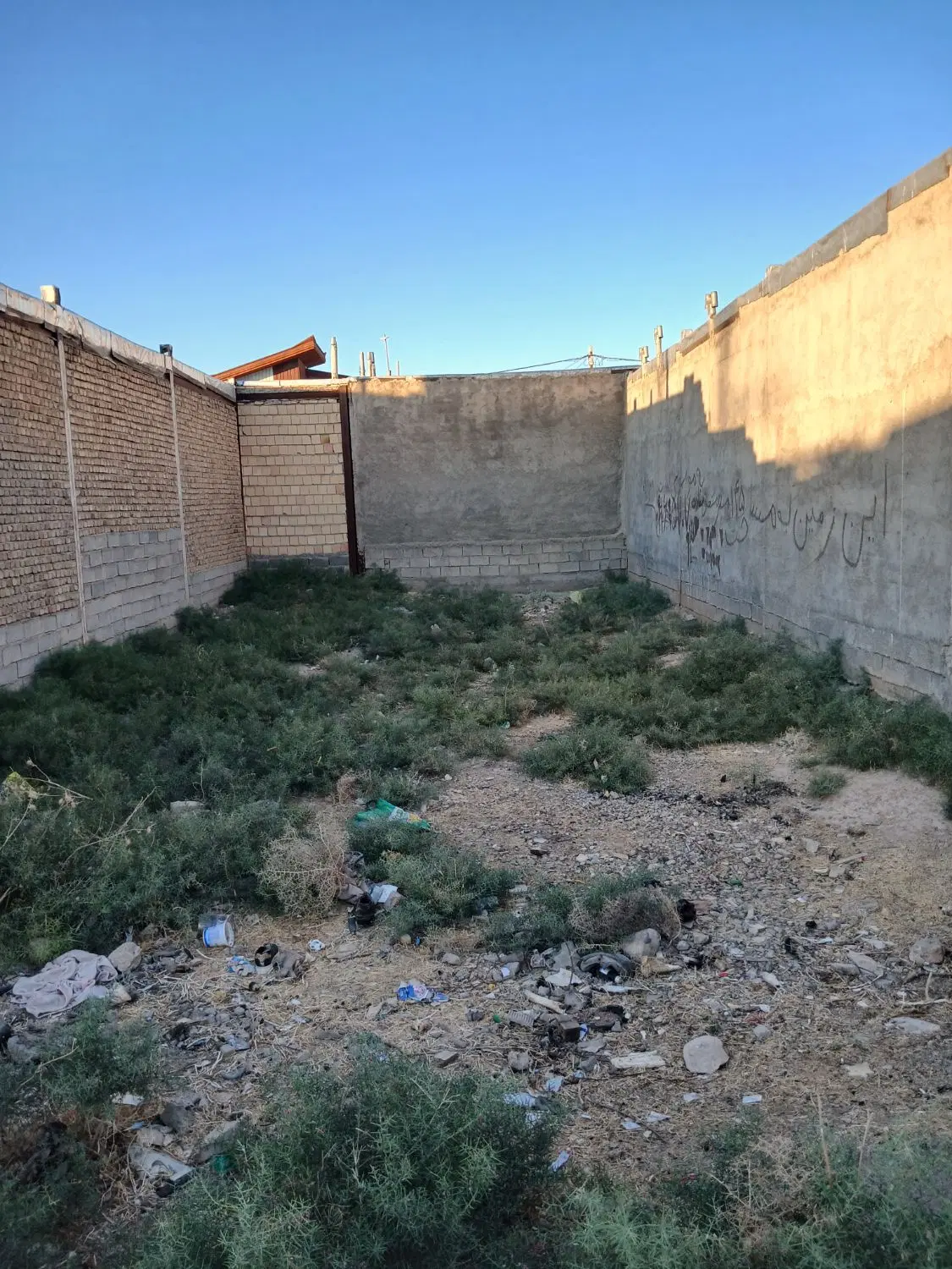 زمین جزایری نیلوفر ۸ آماده ساخت و پی ریزی