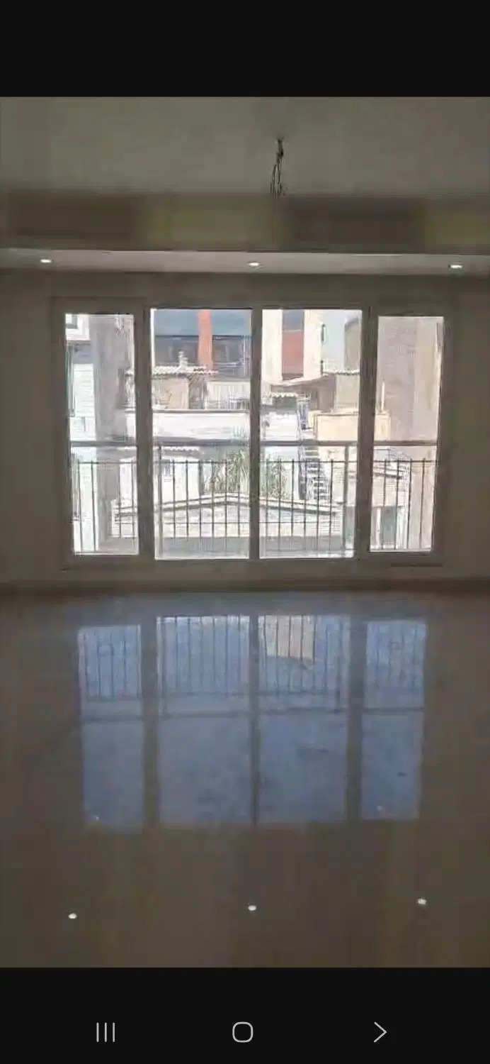 ۱۲۷متر تک واحدی