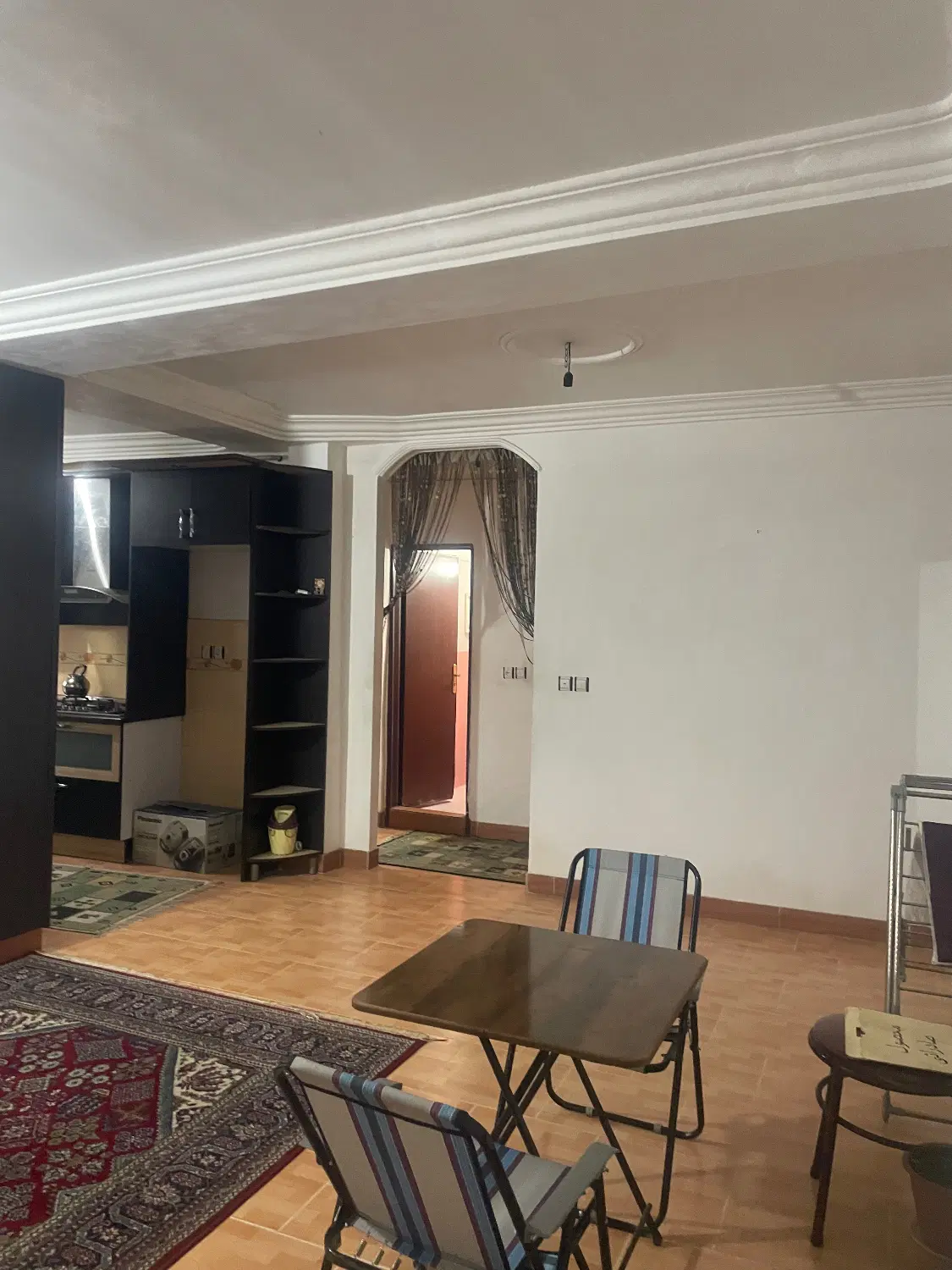 واحد ۸۷متری سندداربا پارکینگ و‌اسانسور