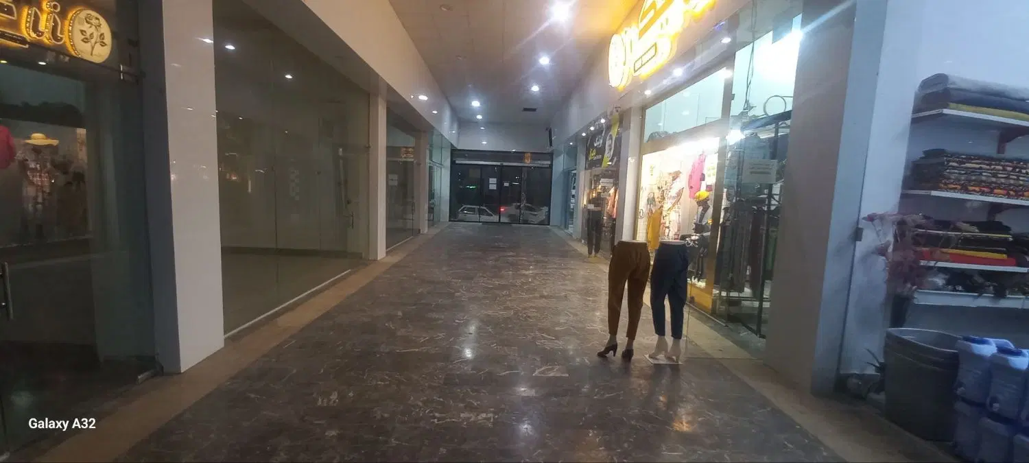 اجاره مغازه تجاری ۳۰متری در مسکن مهر صفادشت