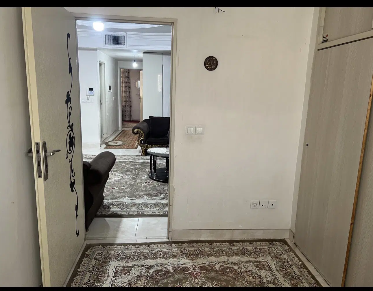 آپارتمان تکواحدی طبقه دوم