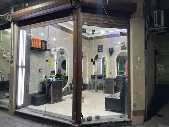 مغازه ۱۵ تا ۲۰ متر(شیک) جهت اجاره نیا-زمندم