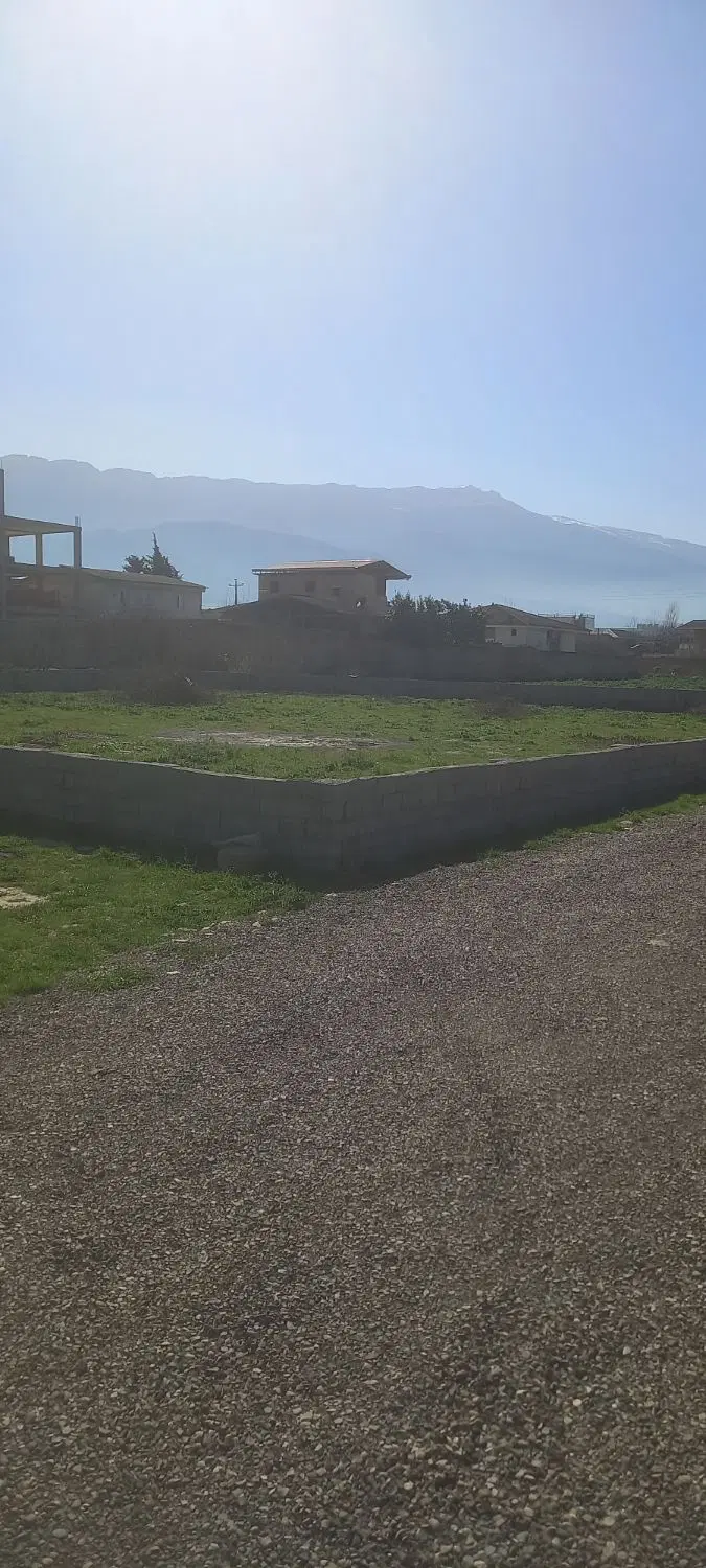 زمین مسکونی