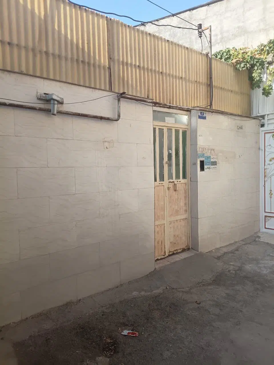 خانه ویلایی ورامین.کارخانه قند.خ چمران.گلستان اول