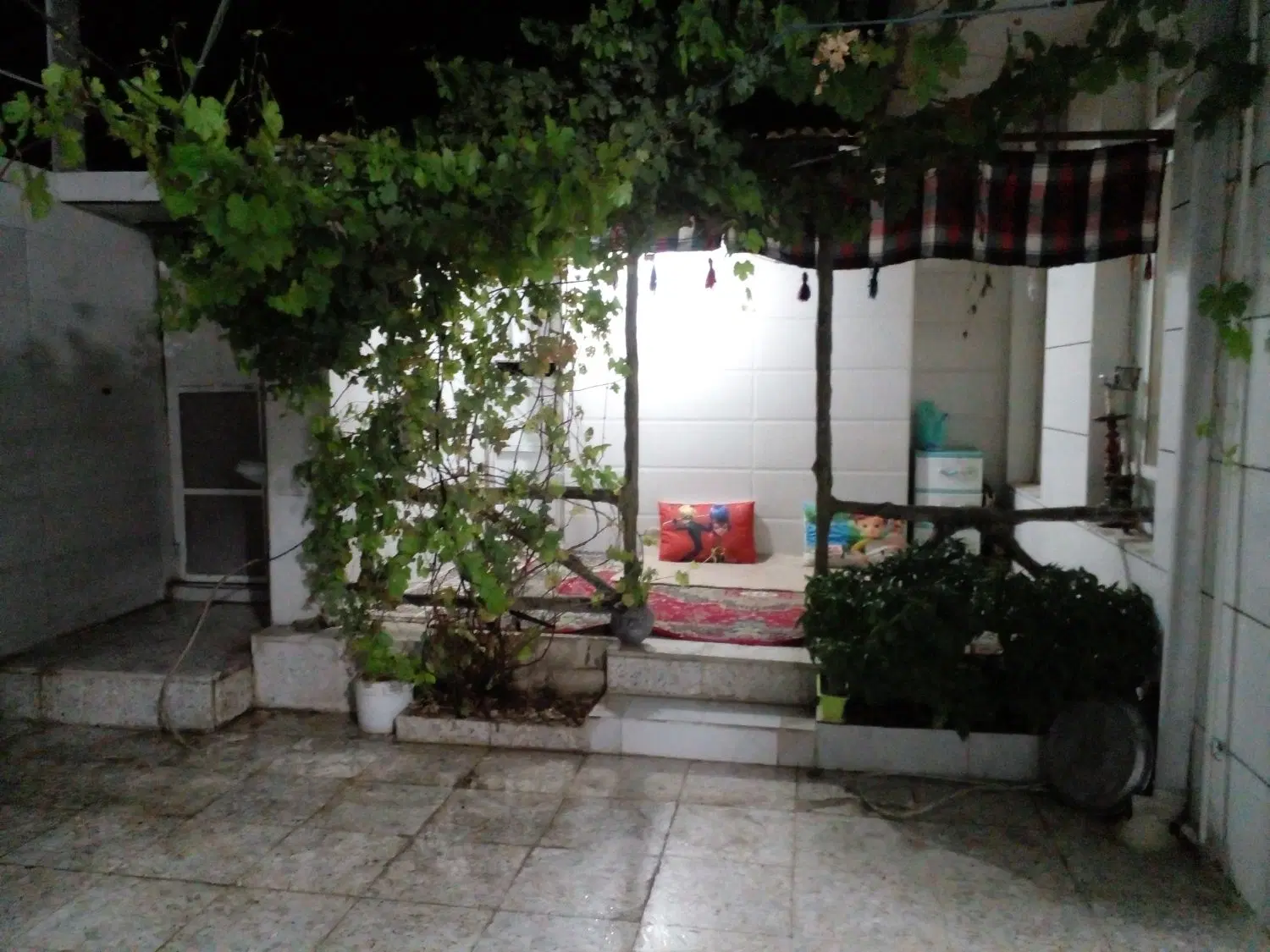 اجاره خانه ۲۰۰متری بزرگ ده محسن