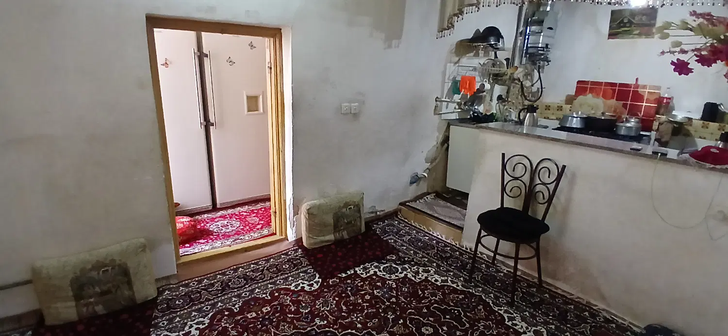 فروش خانه دو نبش همراه با مغازه در تبریز