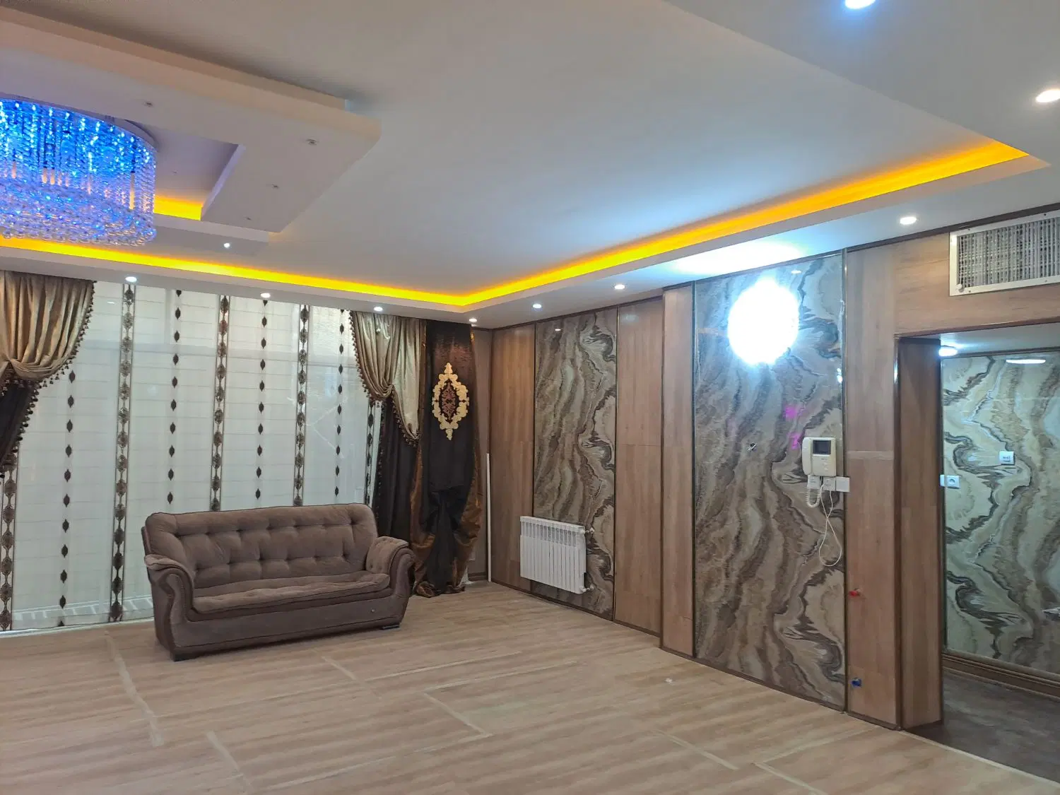 معاوضه آپارتمان  در خانه اصفهان