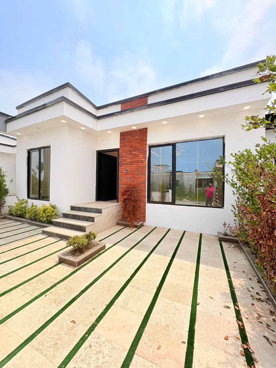 ارزونترین ویلای همکف نور _مدارک کامل_نزدیک دریا
