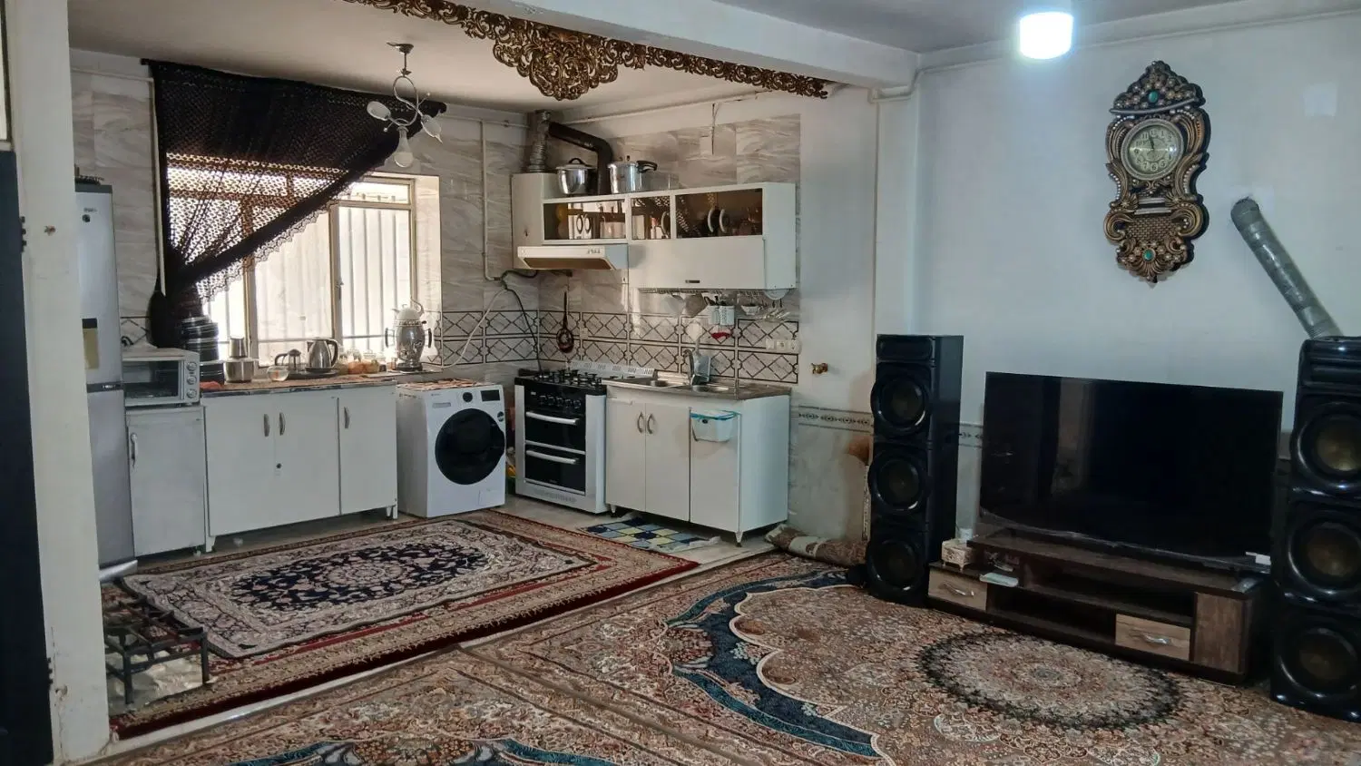 خانه ۸۳ متر تازه آباد