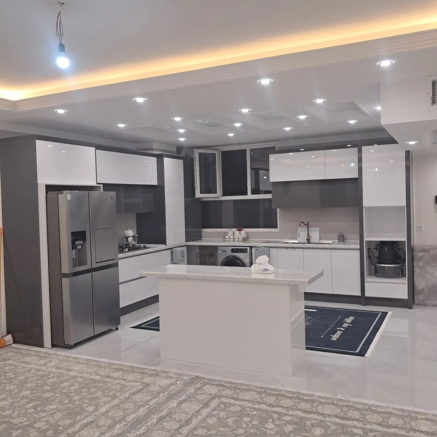فروش آپارتمان ۱۳۰ متری