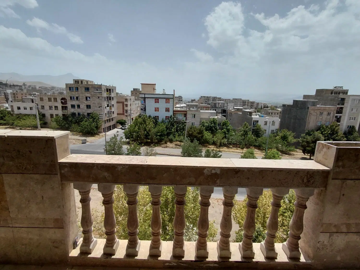 ساختمان ۱۳۲ متری کلید نخورده