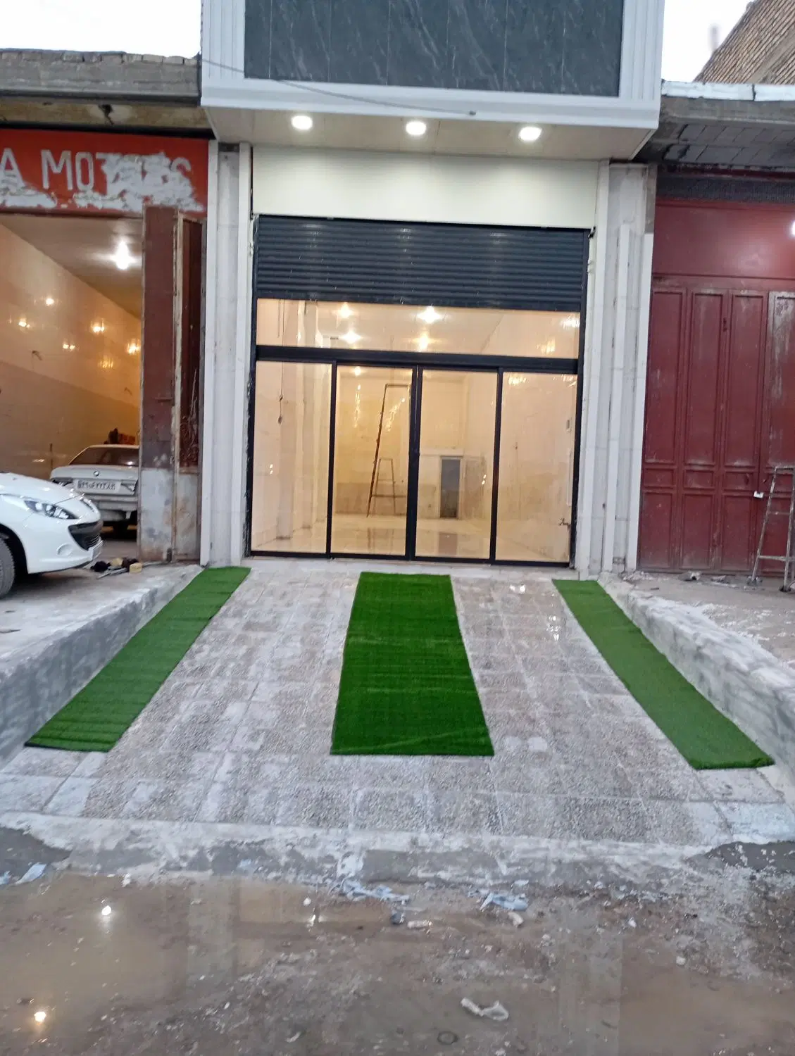 رهن کامل مغازه تجاری روبروی شهرک طالقانی