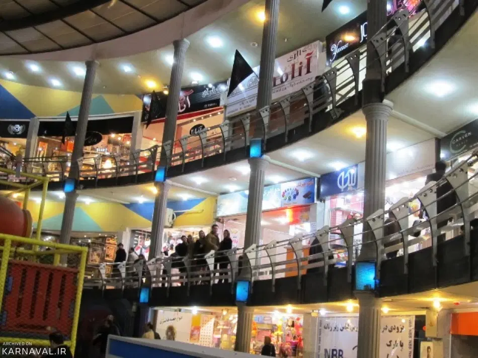 فروش مغازه در مرکز خرید رشدیه