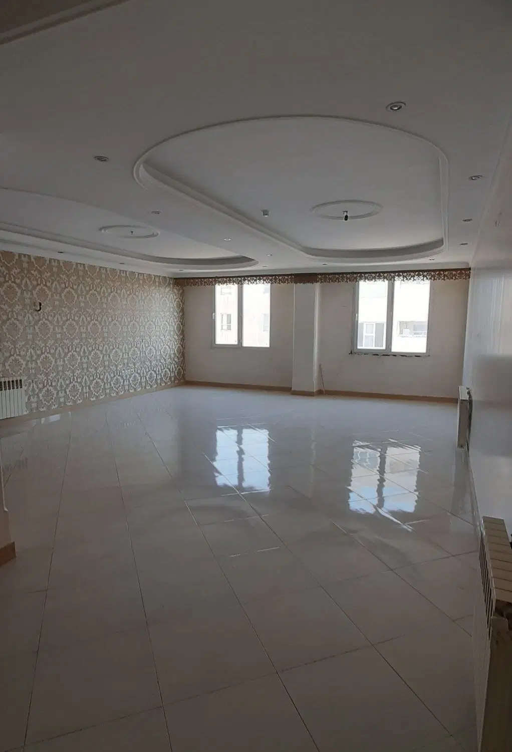 فروش آپارتمان۱۱۵متری  در اندیشه