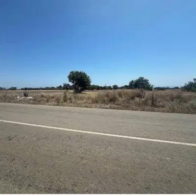 زمین    شهرک غرب