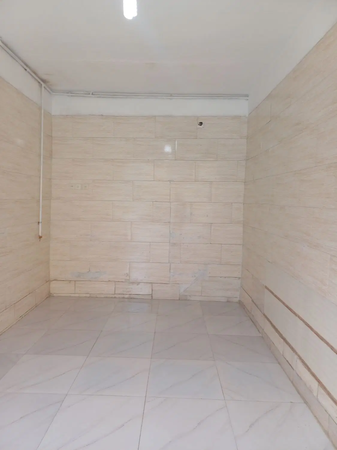 مغازه فروشی