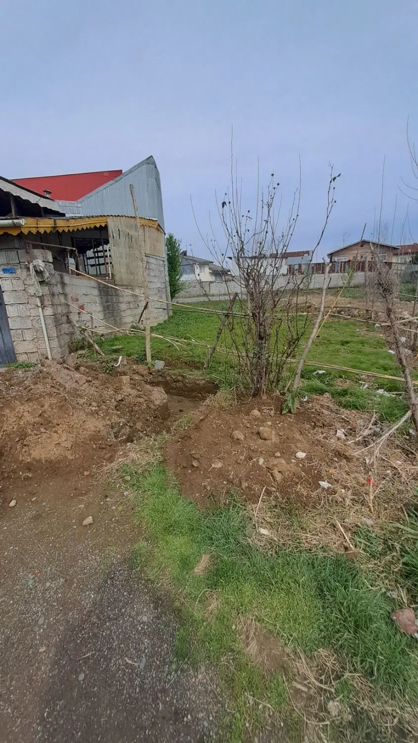 ۱۴۷متر زمین مسکونی سند دار کاربری مسکونی