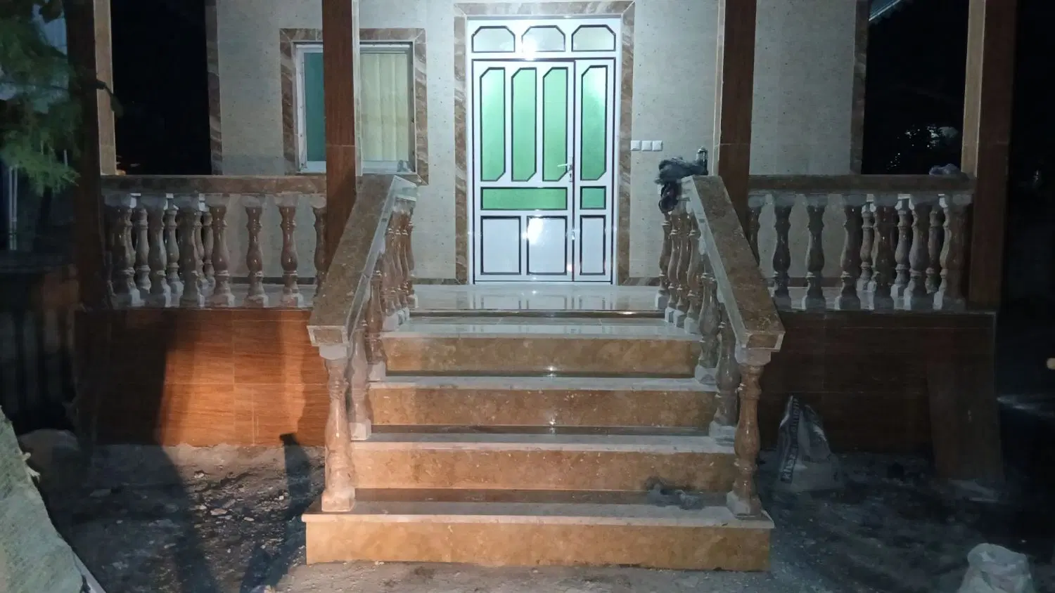 اجاره ویلا تازه ساخت نزدیک رودخانه وجنگل ویوطبیعت