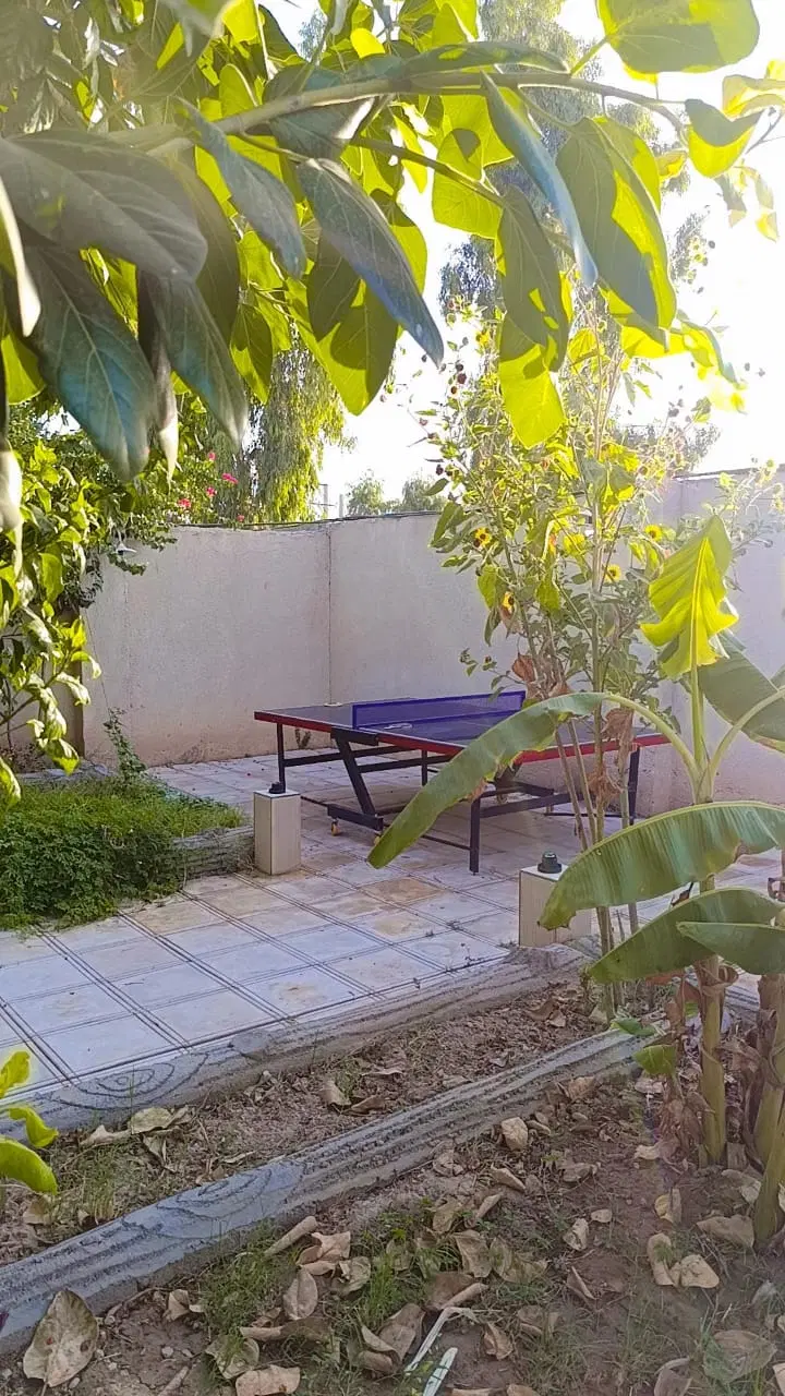 ویا هزار متری شهر منتظران
