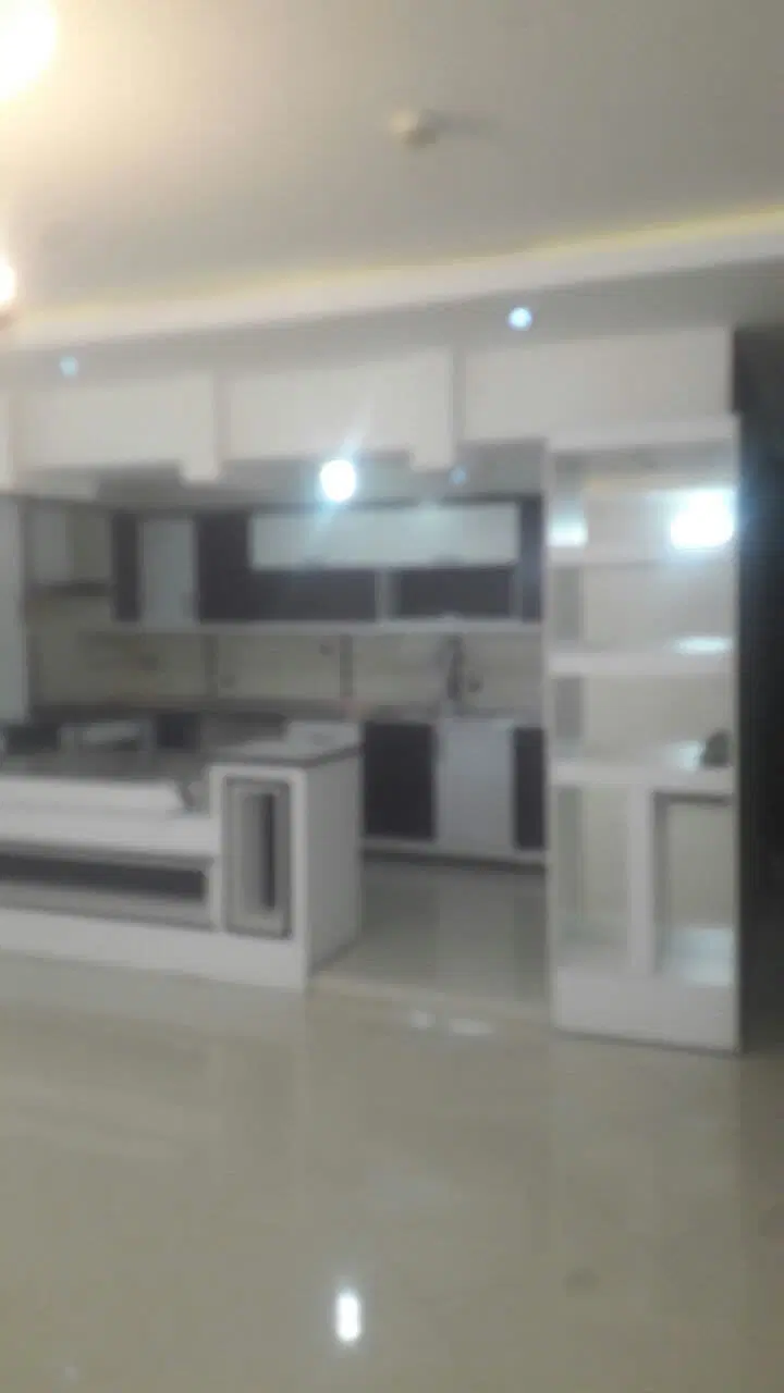 آپارتمان صدمتری دوخاب دارای پرده ولوستر