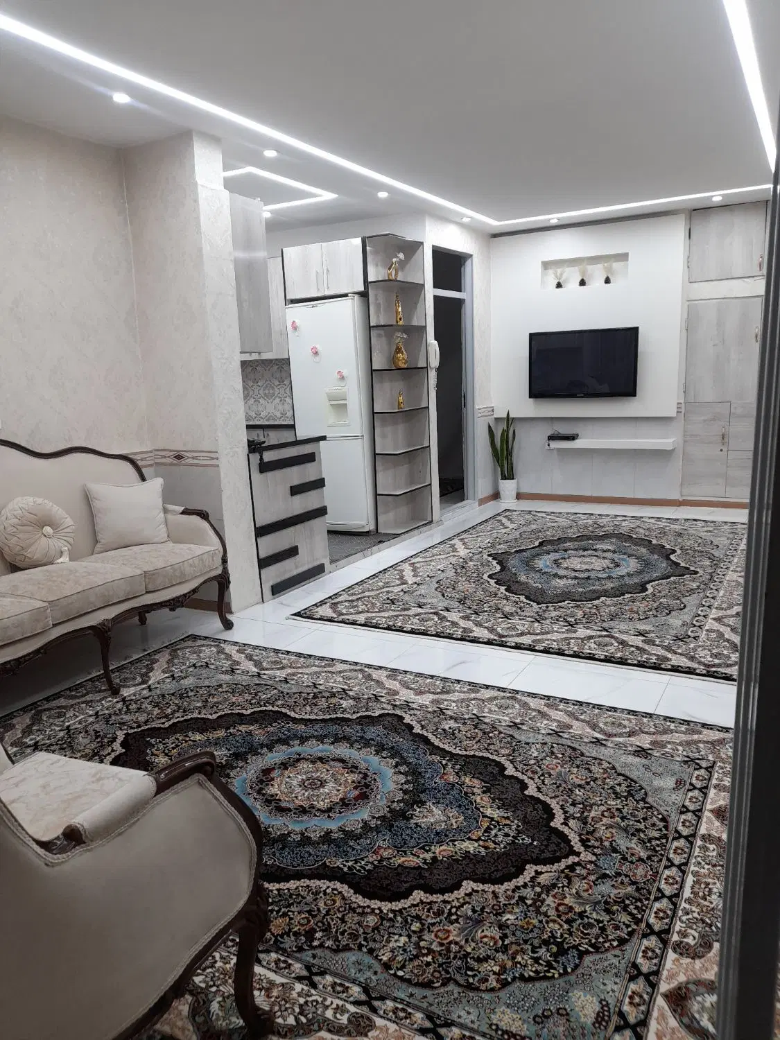 خانه ویلایی طبقاتی