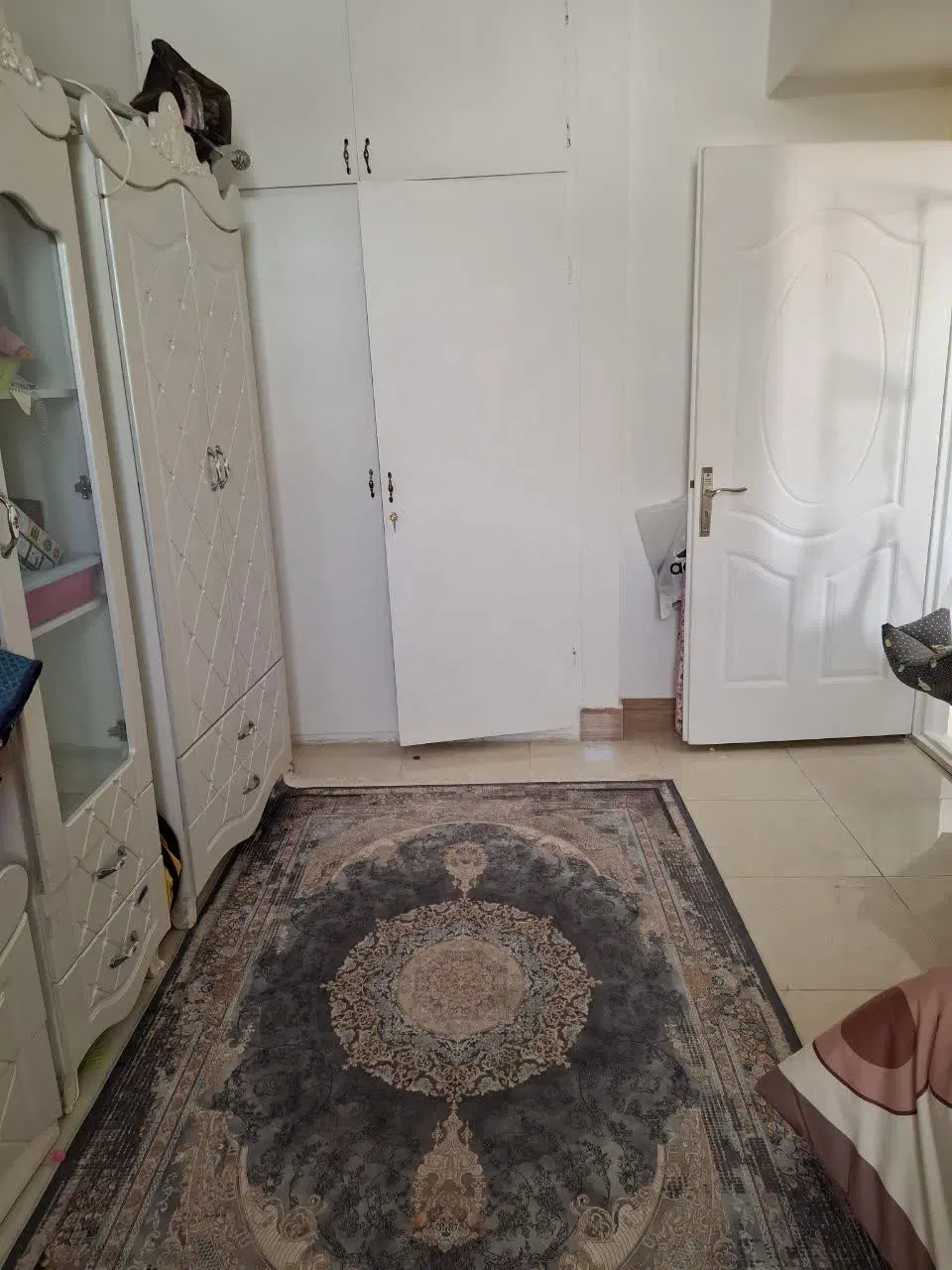 آپارتمان خیابان ورزش