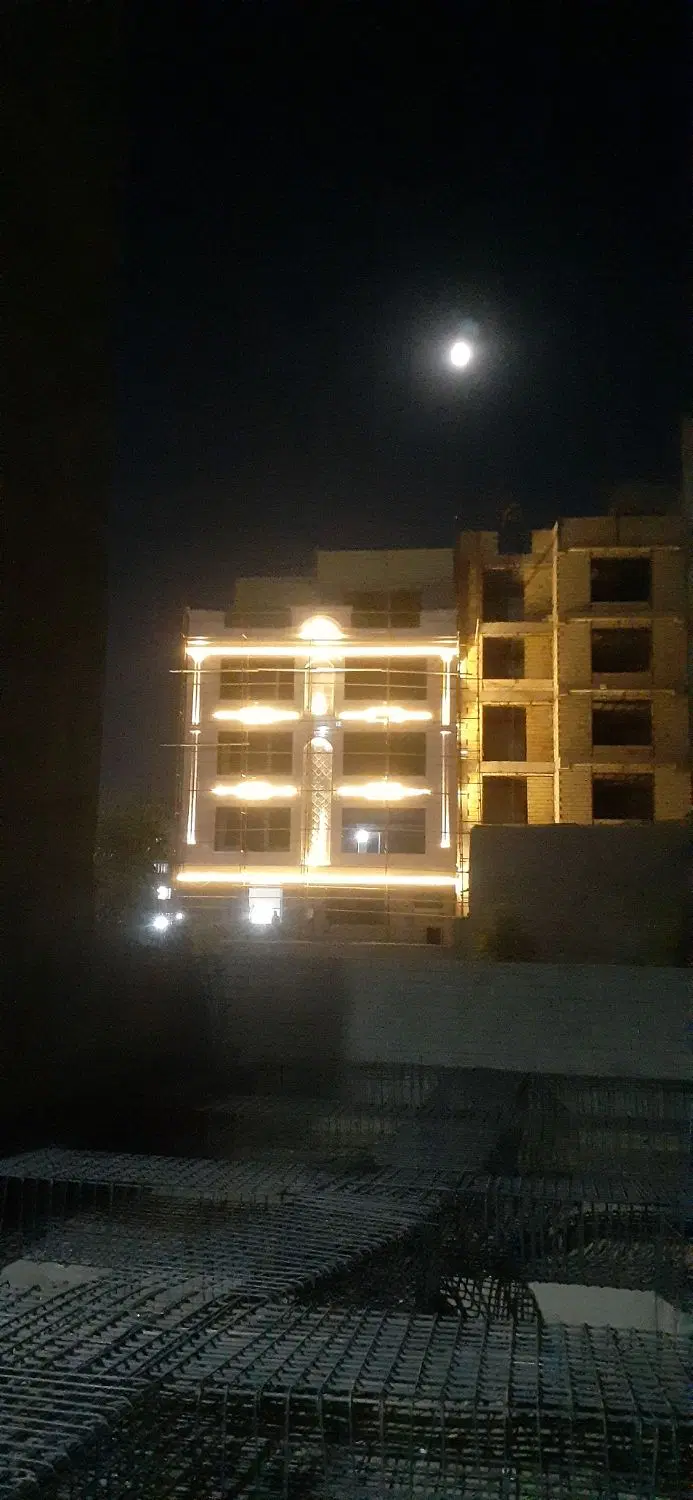 اپارتمان  (واحد ۱۱۲ متر ) سندار با پارکینگ وانباری
