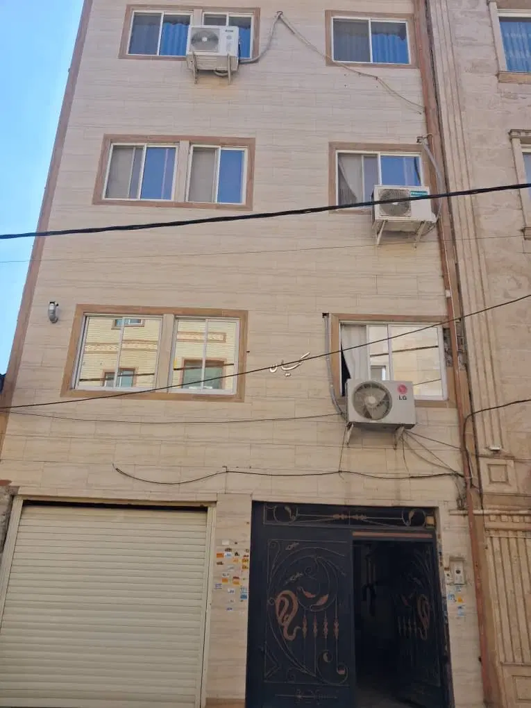 یک واحد مسکونی