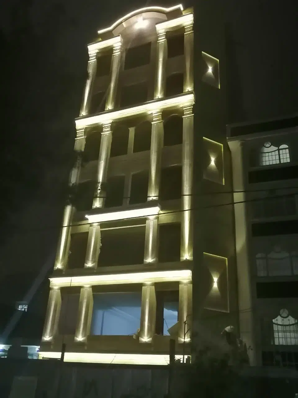 اپارتمان ۷۸بهاران