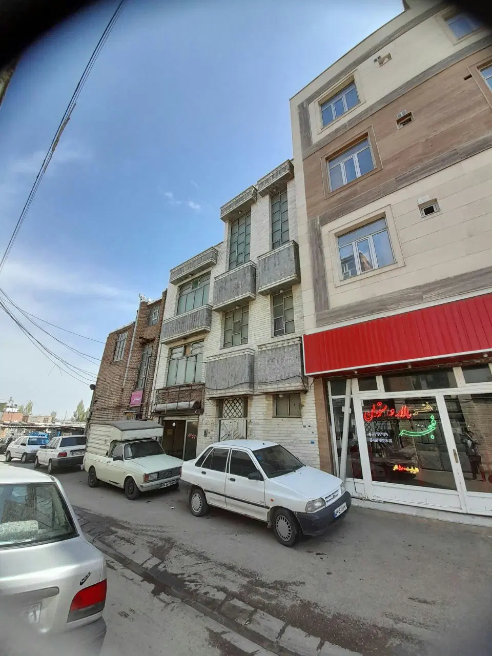 فروش ساختمان تجاری دو کله بر خیابان دروازه مشگین