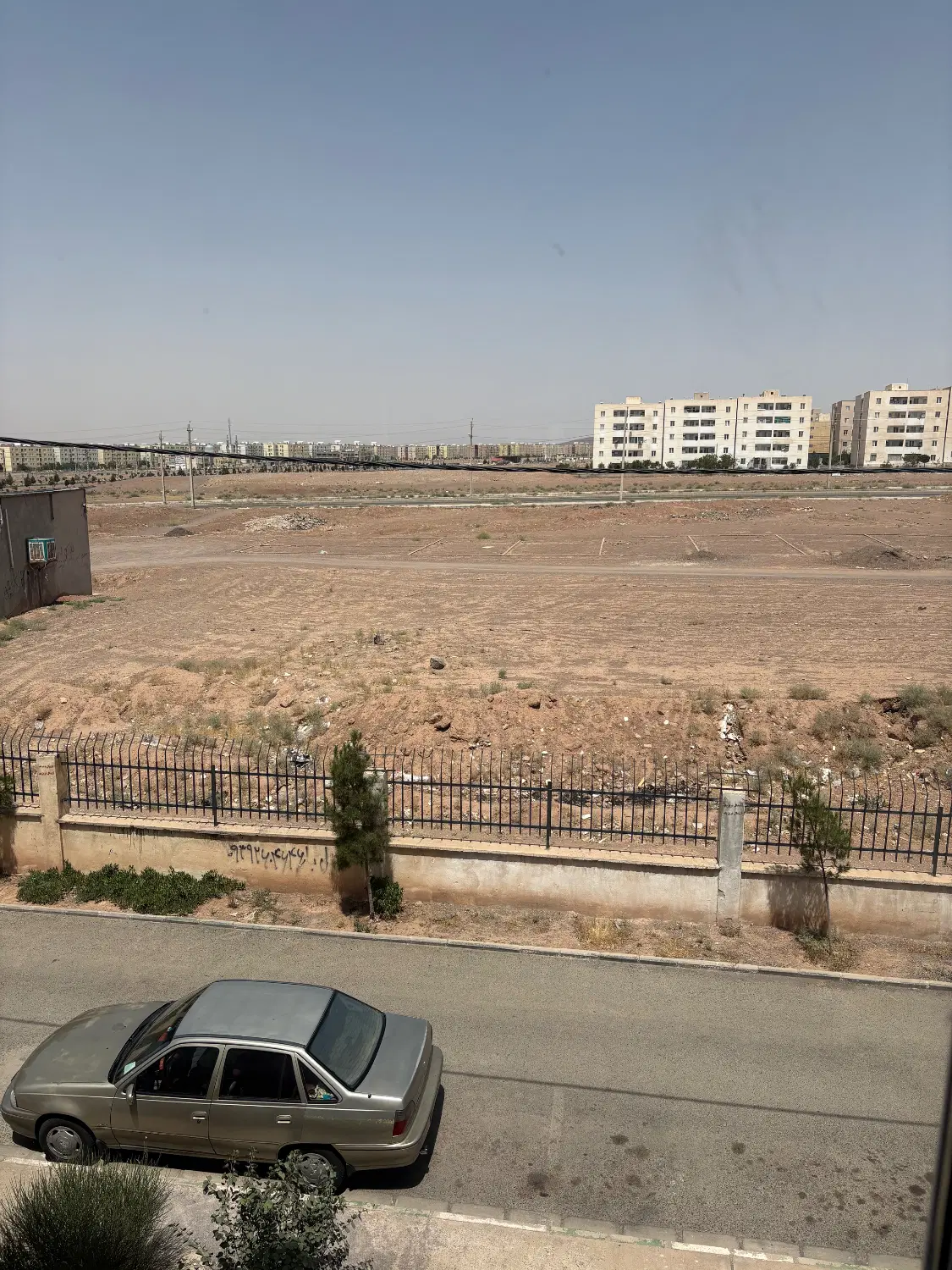 زمین ۱۸۹ متری در ولیعصر