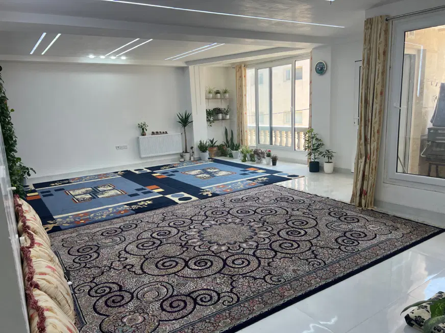 اپارتمان سه خوابه شهرک لاله