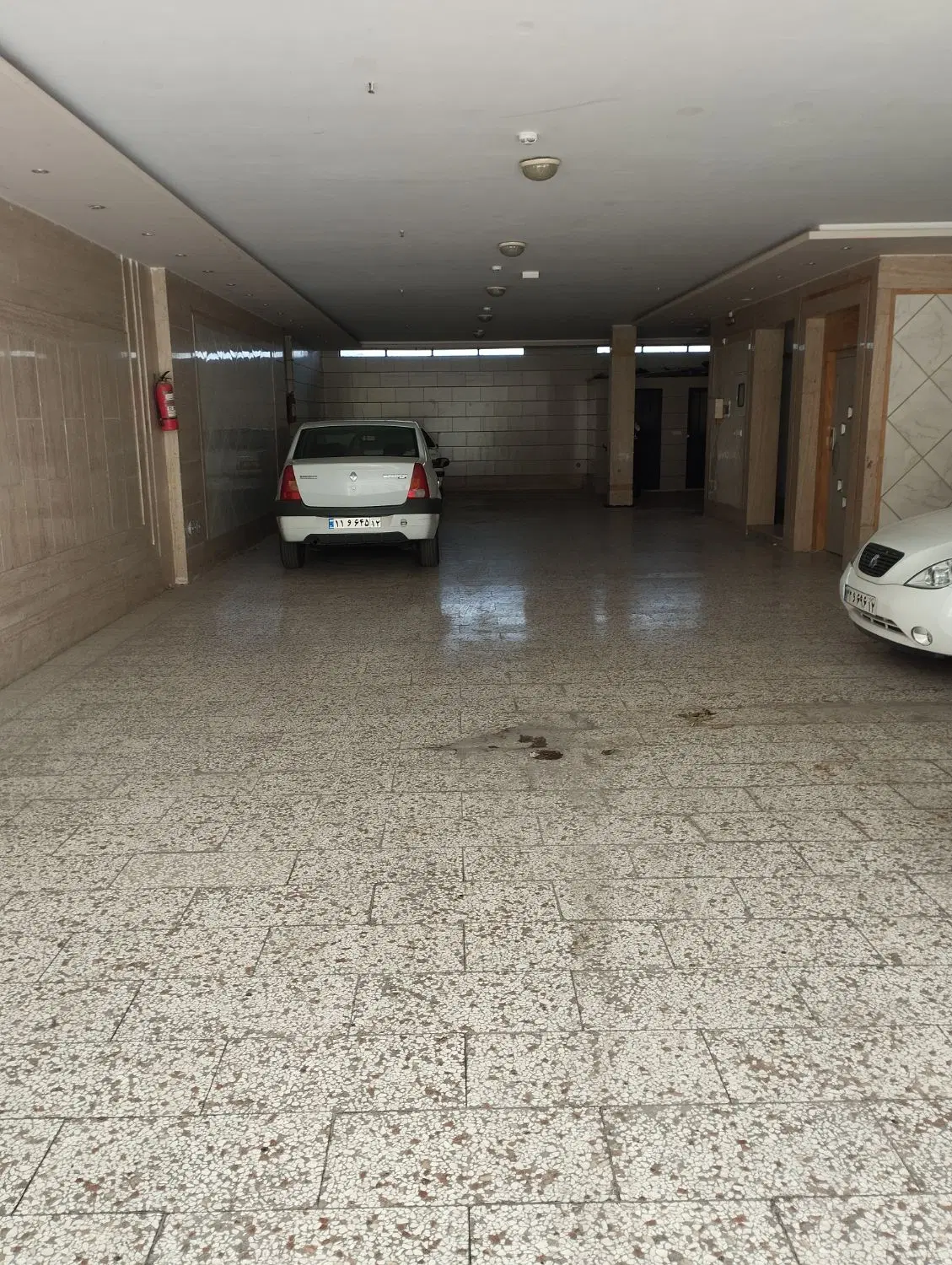 آپارتمان ۱۰۰ متری شیک