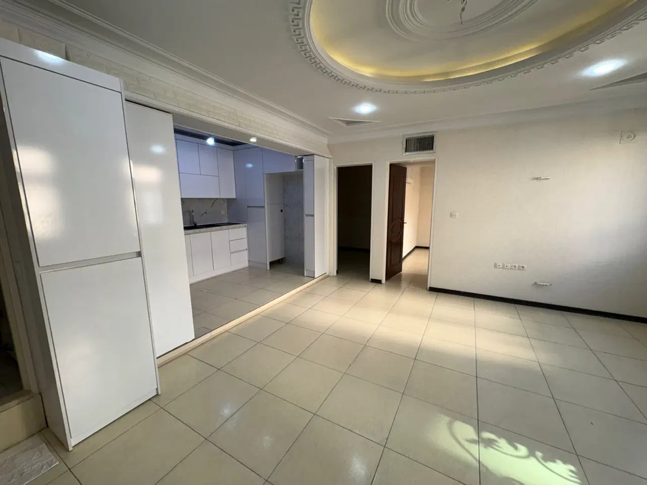 رهن کامل آپارتمان ۶۵ متری در فاز یک اندیشه