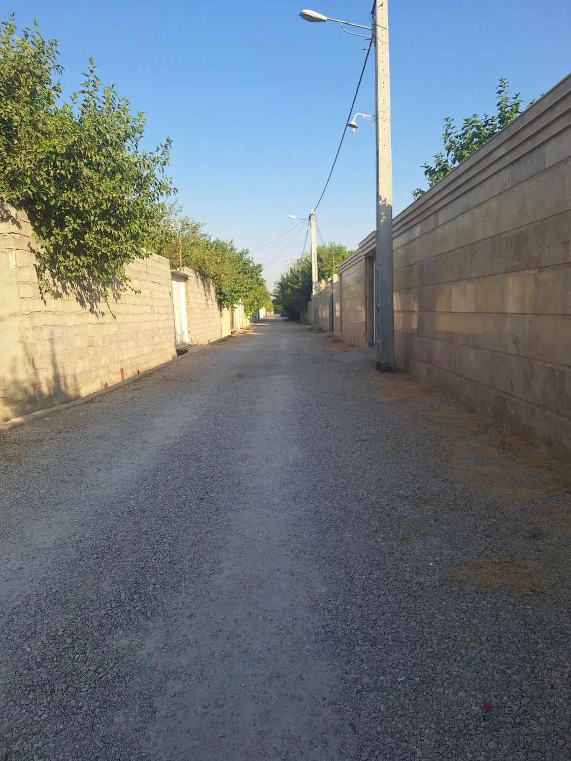 باغچه ۴۰۰ متری در بهترین کوچه باغ جاده سددز