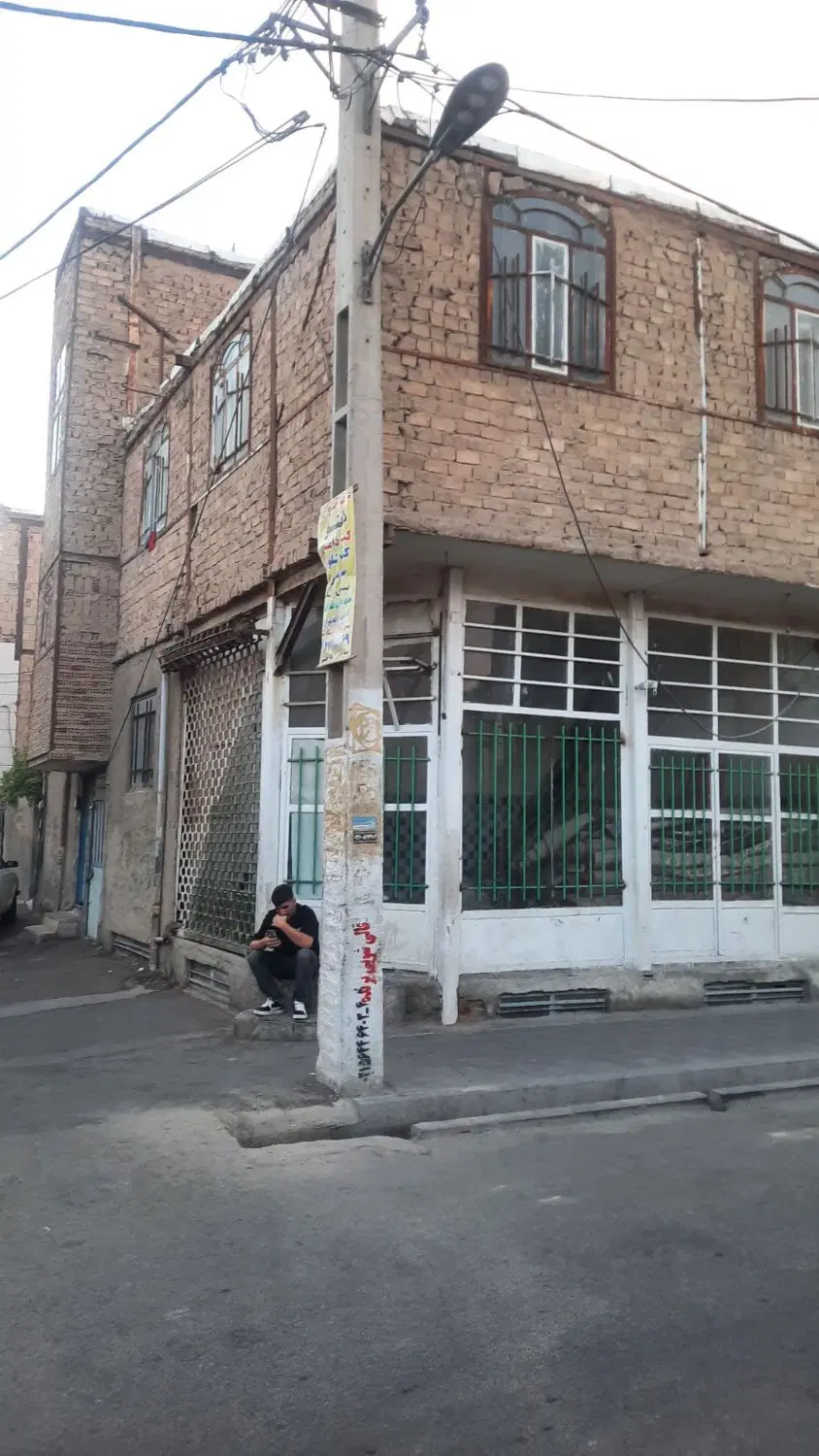 خانه ۱۷۰ متری