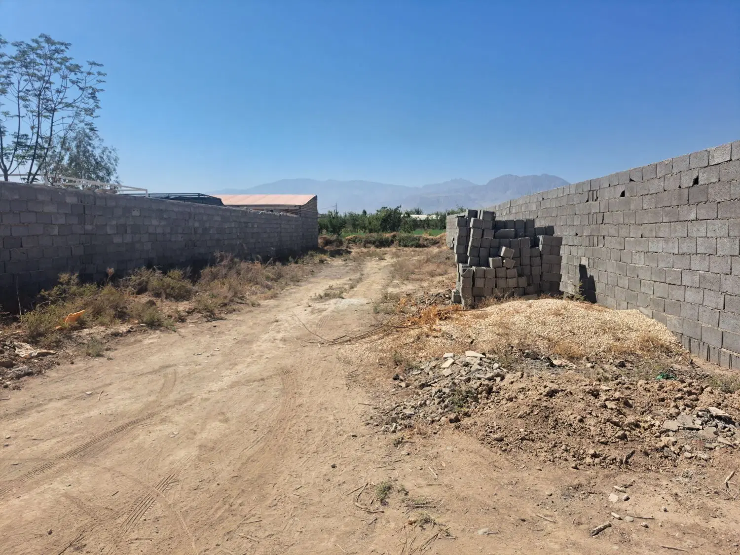 زمین فروشی راوند